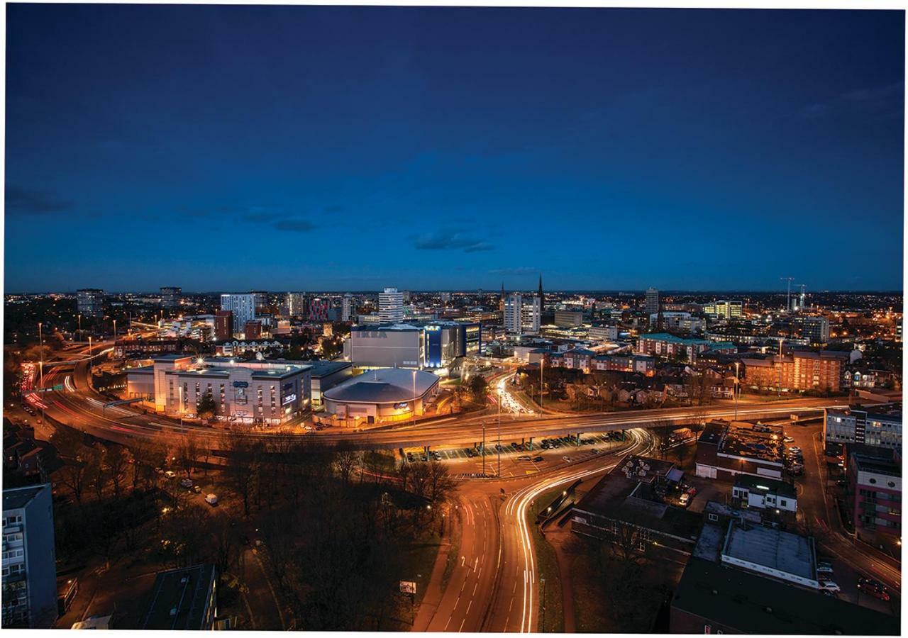 Ramada Hotel & Suites By Wyndham Coventry Exterior photo